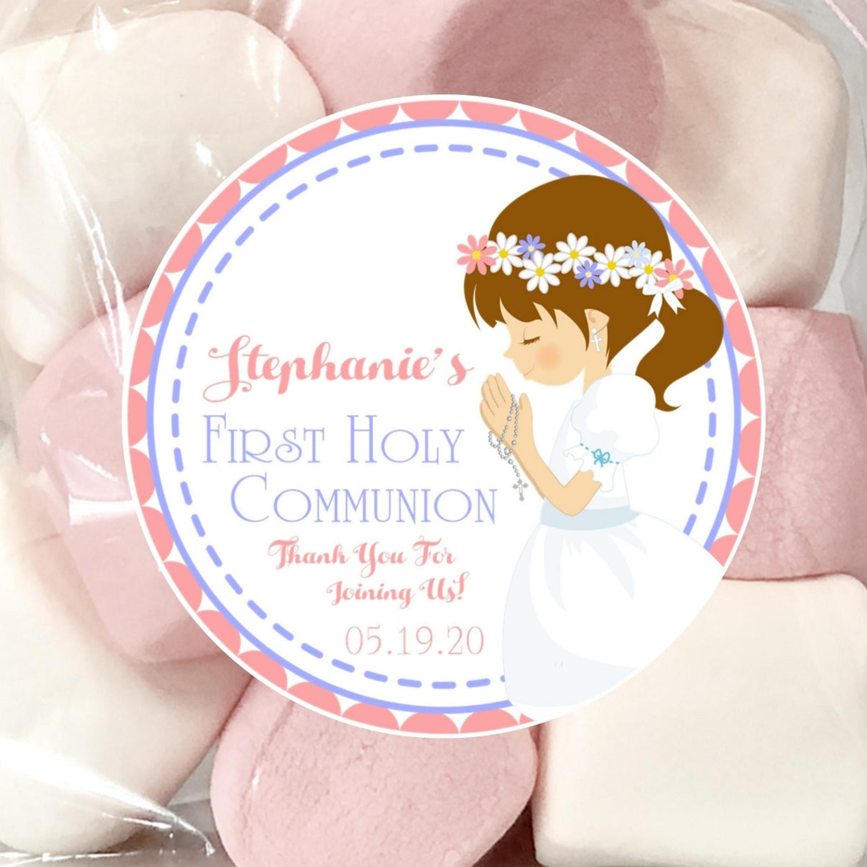 Pink girl praying communion sticker