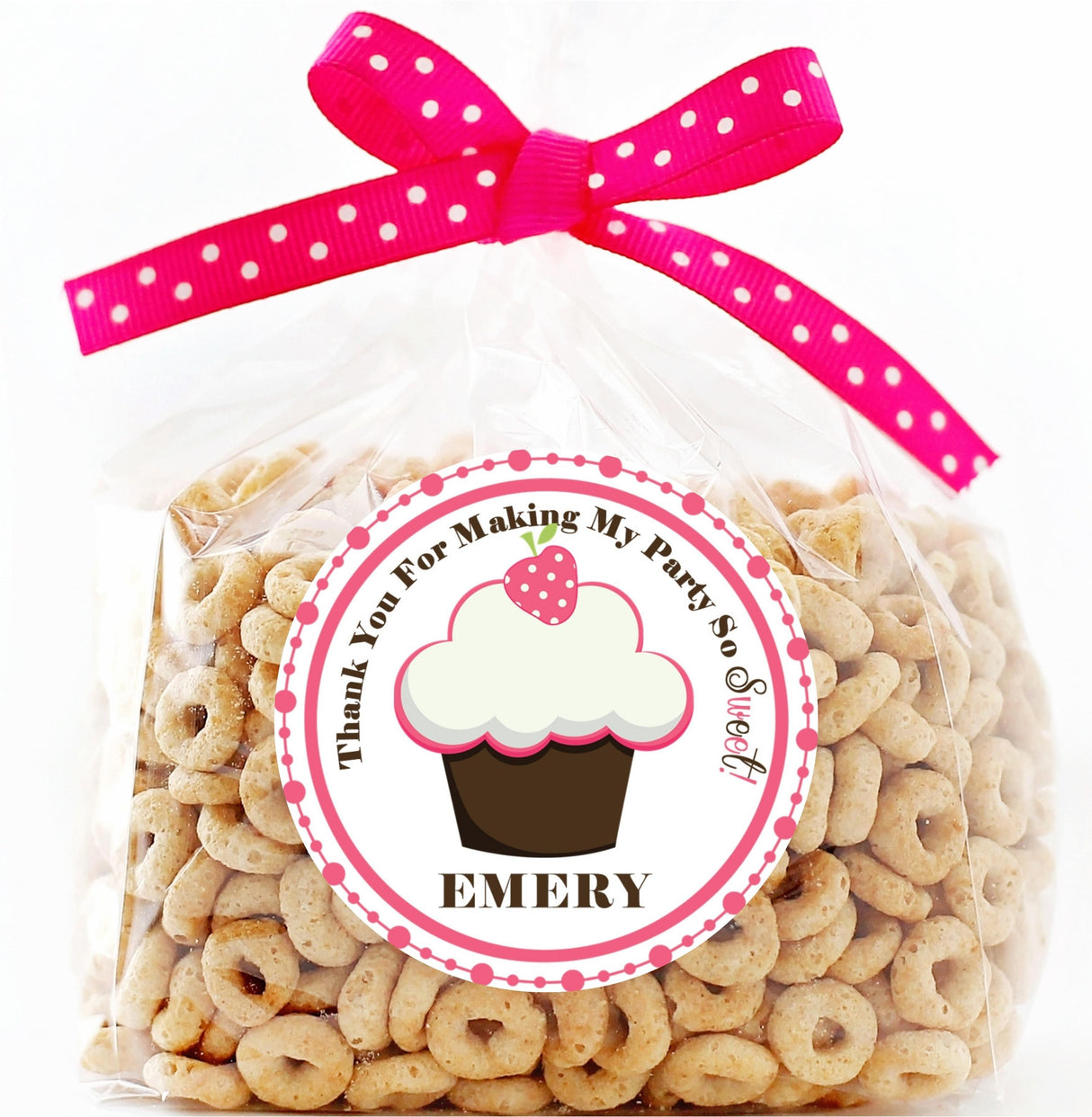 White frosting cupcake party label